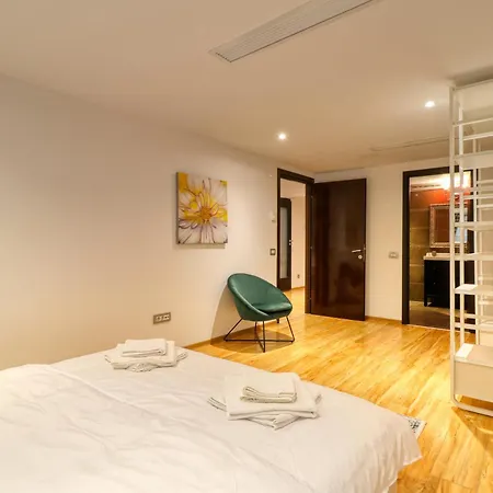 Massive 3 Bedroom Apartment In Sector 1 Bucharest